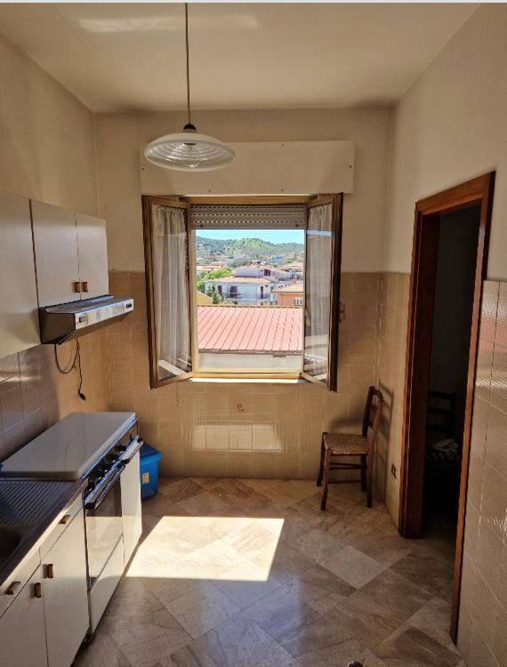 Apartment Piras&Tascedda Ampio Appartamento Vicino Al Centro バリ・サルド エクステリア 写真